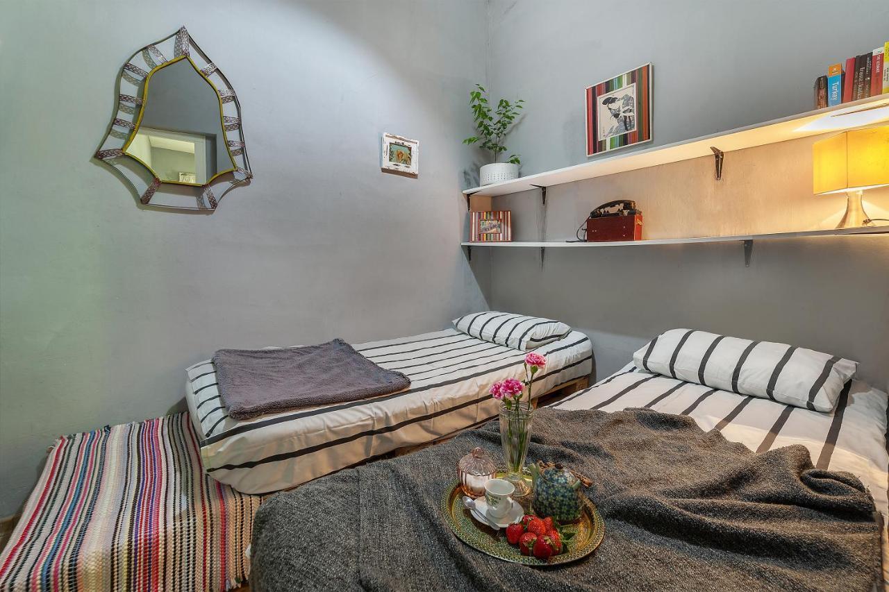 Hostel Indie Mindie Tbilisi Esterno foto