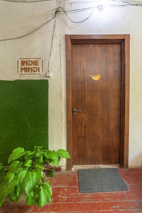 Hostel Indie Mindie Tbilisi Esterno foto